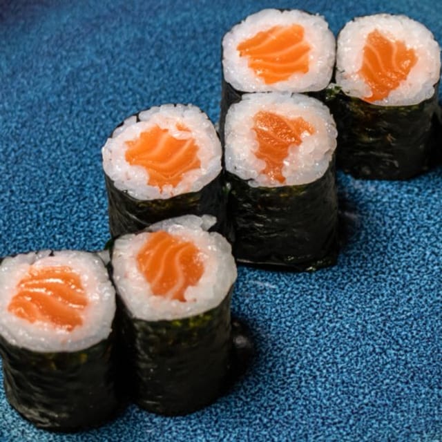 Salmon Roll.