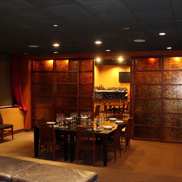 We Can Arrange a Banquet for Various Events